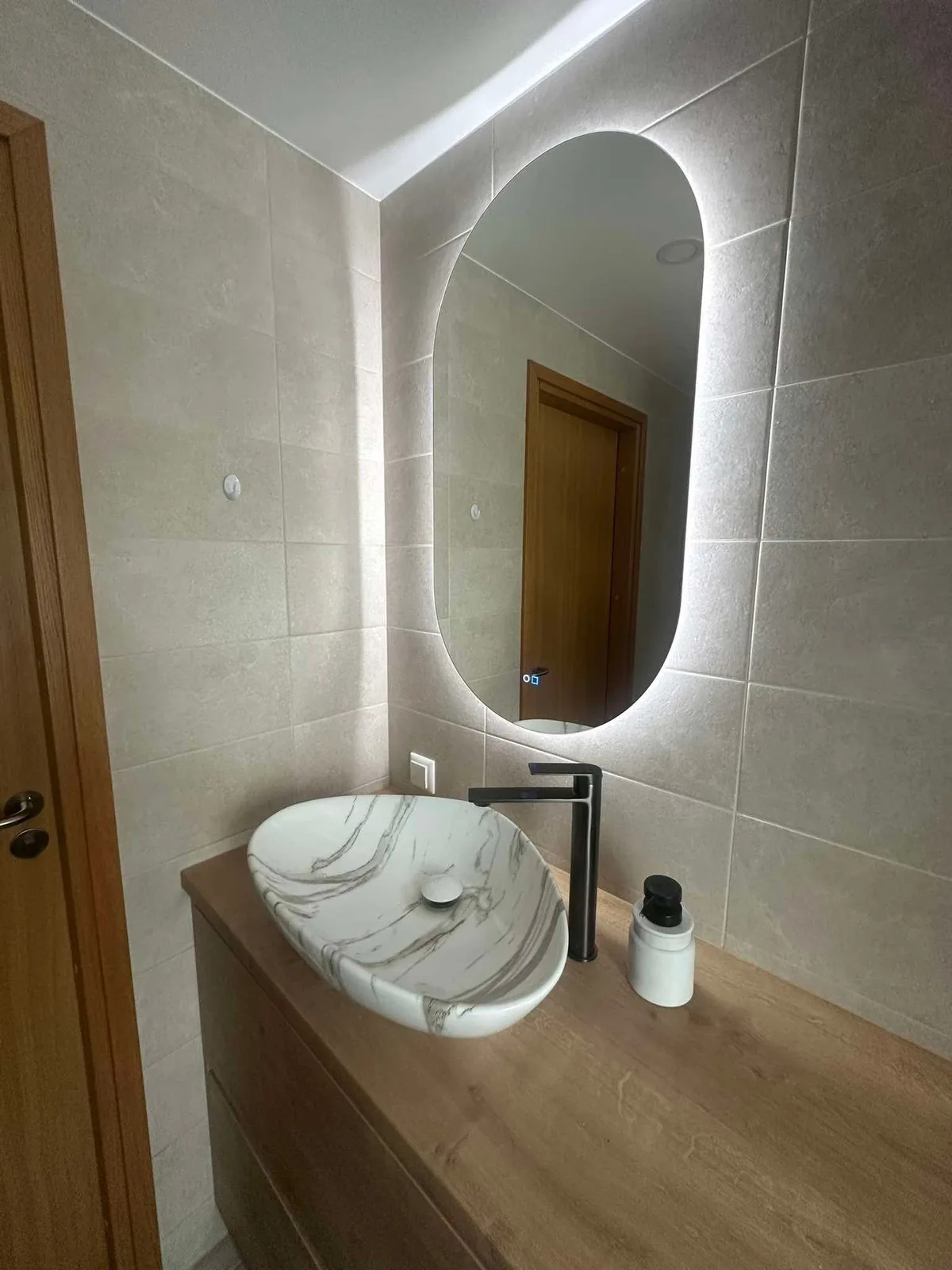 b694eb16dbbd50f8a16a02327a6772b4