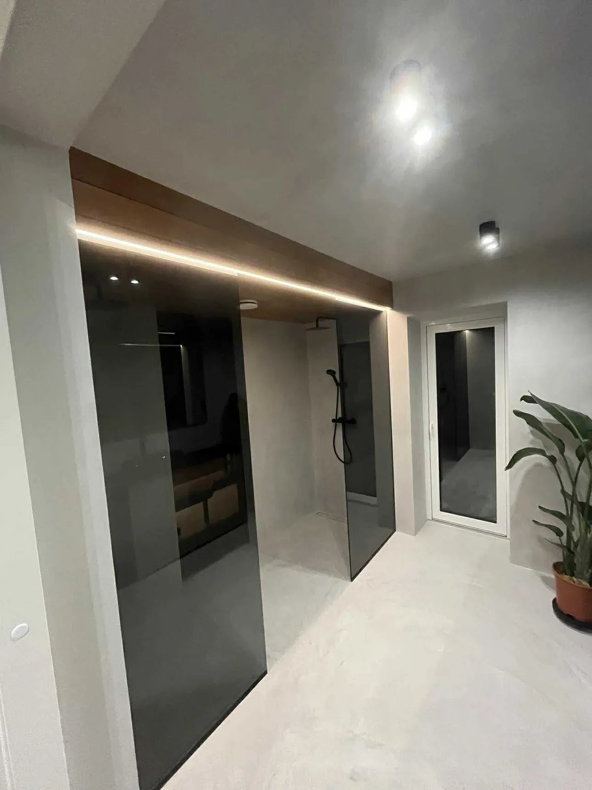 dc99882539244b8384d18486600a82c9