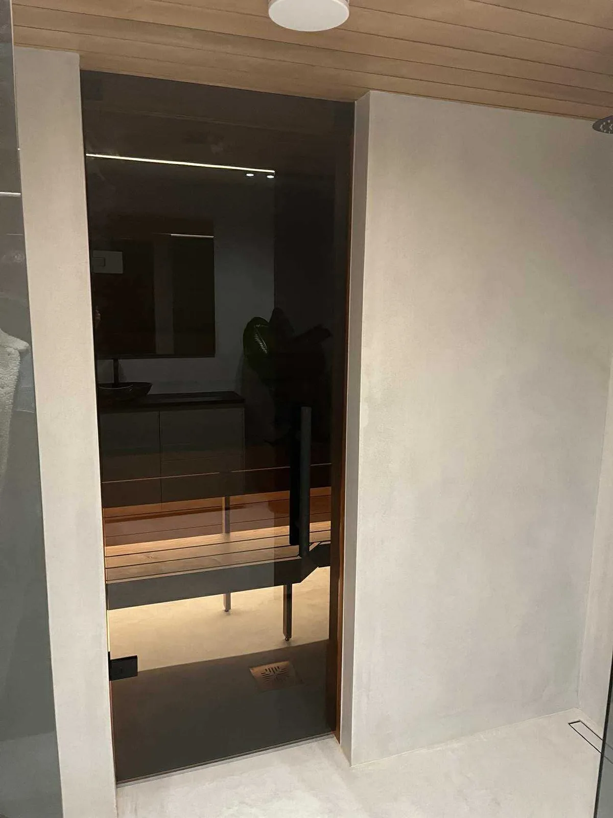 e1e2da26a3d3f275ad393bd84e7816e6